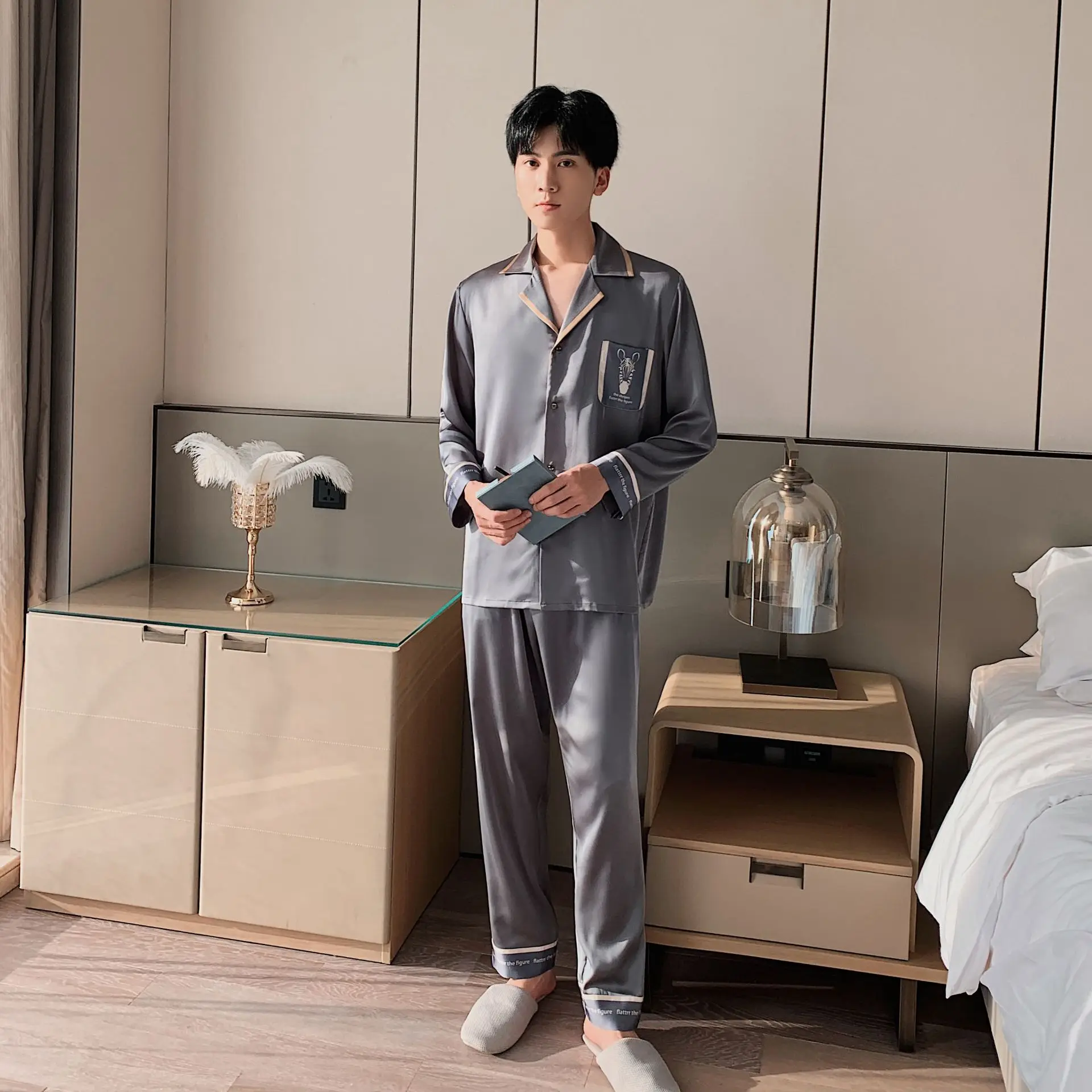 

Casual Satin Home Clothing Intimate Lingerie Men Pajamas Suit 2021 New Nightwear Long Sleeve Homewear Sleepwear With Pocket