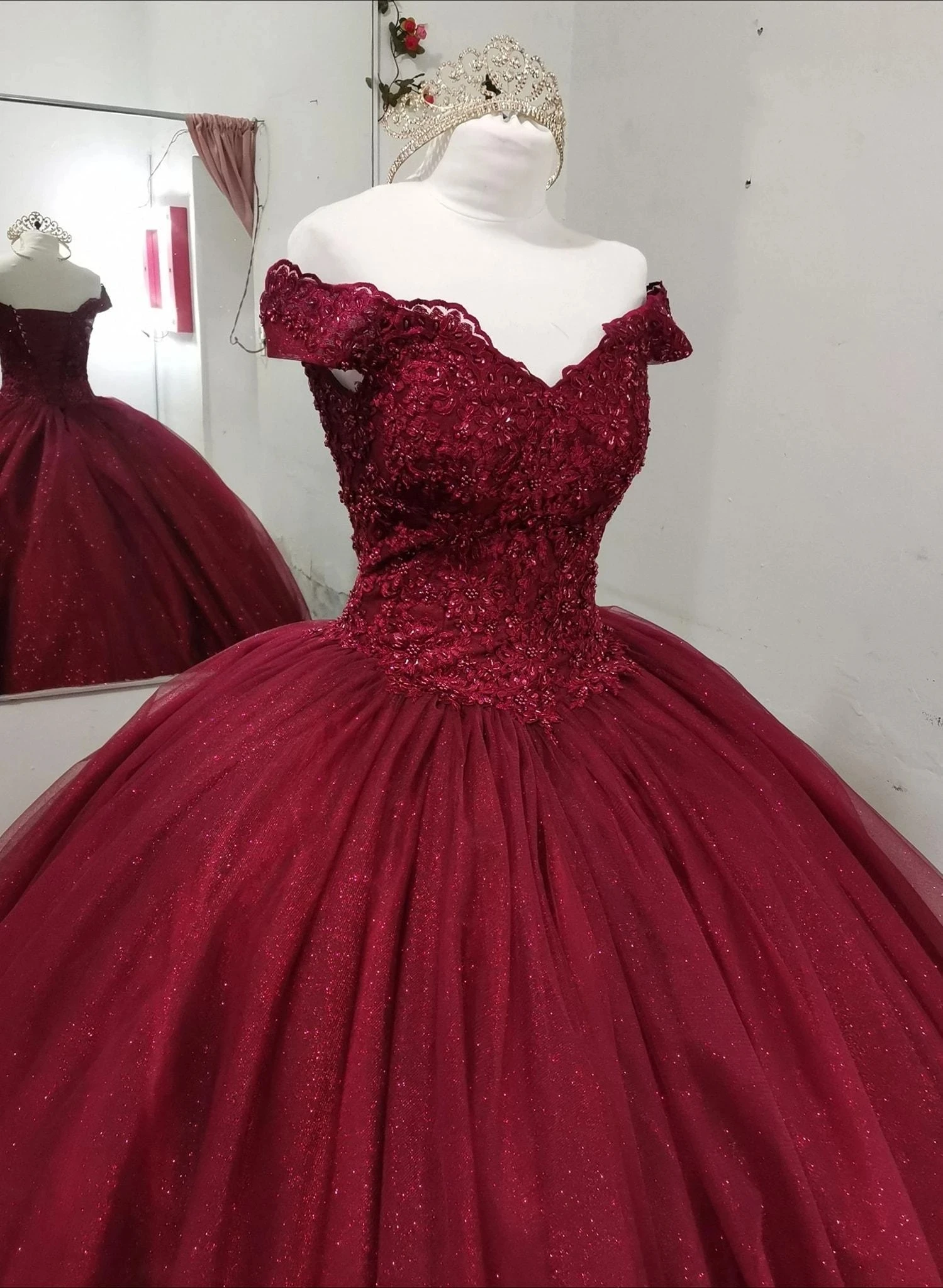 Angelsbridep Sparkly Burgundy Quinceanera Dresses Fashion Appliques Tulle Formal Princess 15 Party Birthday Gowns Robe De Bal