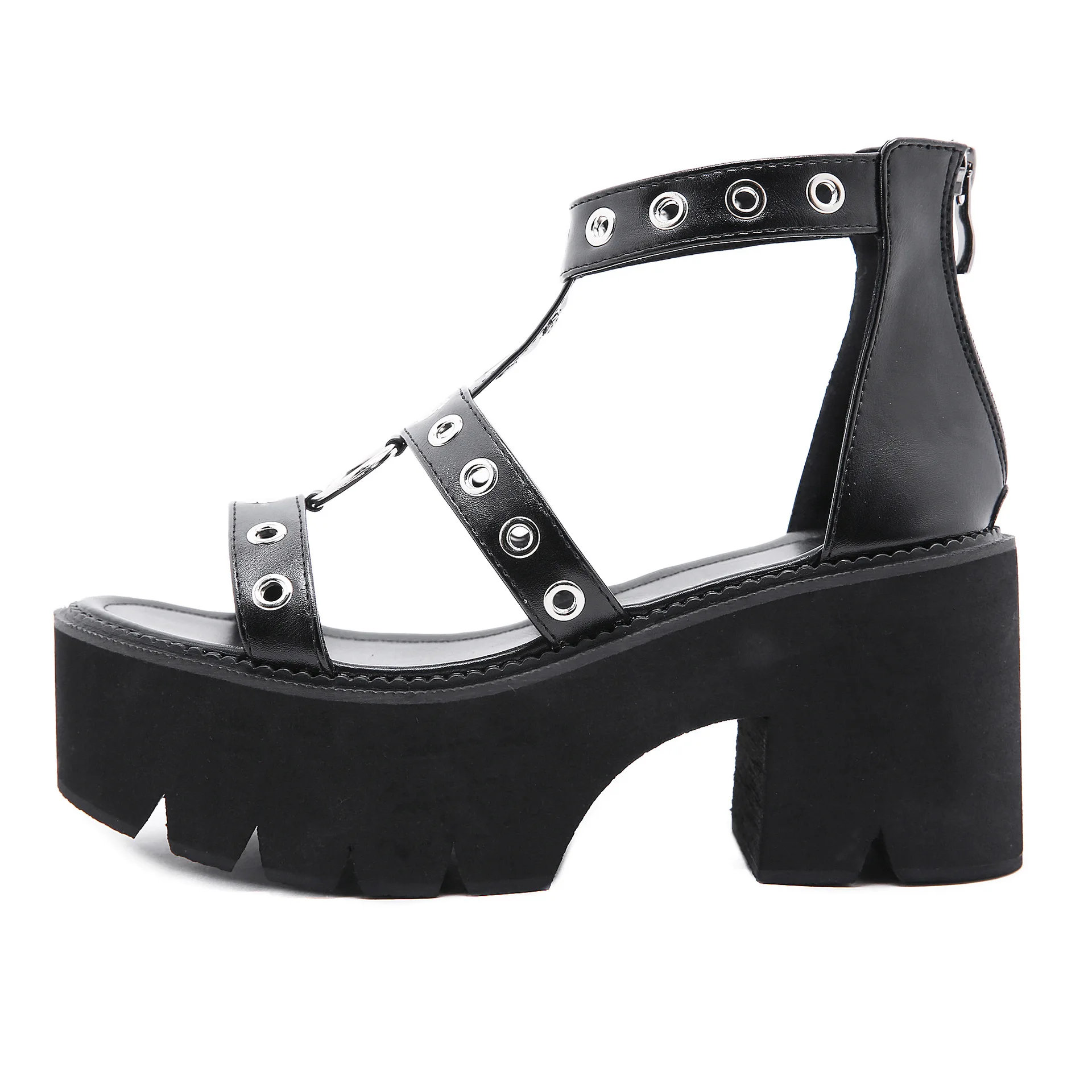 Retro Rivet Gothic Sandals Thick Heel Black Ring Hollow Ladies Comfortable Shoes Open Toe Thick Bottom Roman Style Wholesale