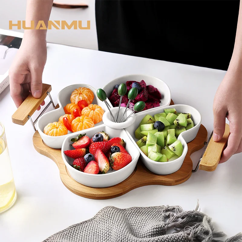 

Heart Shaped Fruit Platter Candy Snack Dry Fruit Bowl Ceramic Pastry Nuts Bowl with Fork Household Wood Trays for Snack тарелки