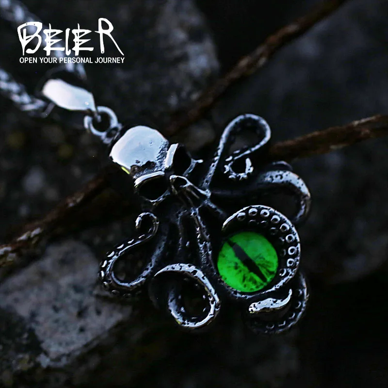 2022 Vintage Demon Eye Pendant  Squid Octopus Skull Jewelry Necklace Personality Necklace Punk Style Locomotive Party Jewelry