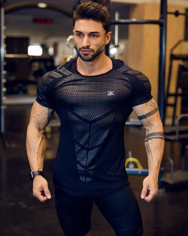 Men Tshirt Bodybuilding Hight Elasticity Quick Dry Muscle Shirts Workout Gym Fitness Mens Casual Exercise Clothing