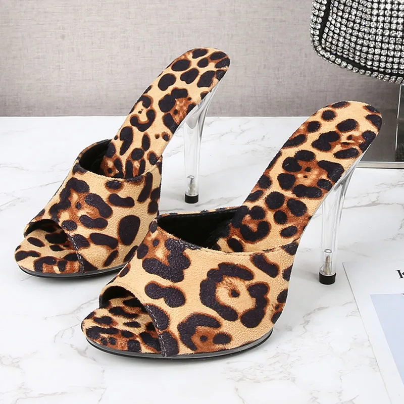 Voesnees 2021 Summer Women Wild Nature pantofole con stampa leopardata 11CM Sexy Open Toe Stiletto scarpe New Fashion Office sandali scarpe