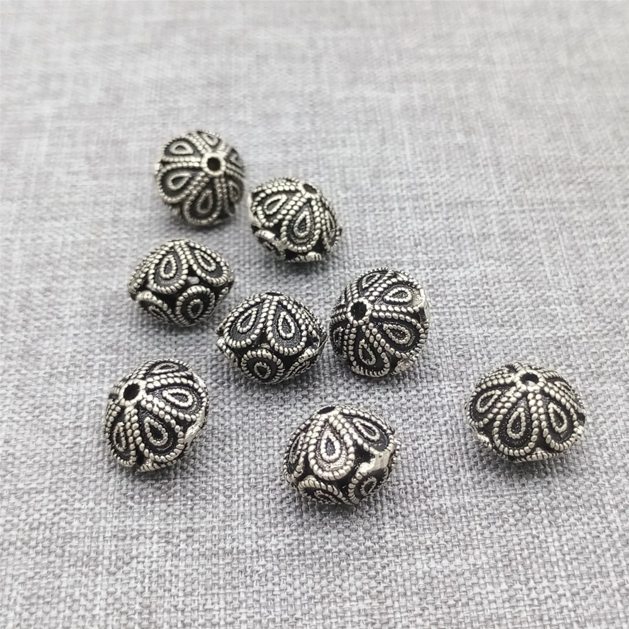 4pcs of 925 Sterling Silver Oxidized Flower UFO Saucer Beads for Bracelet
