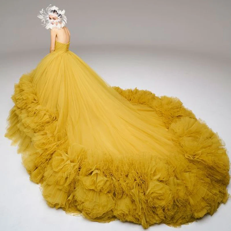 Gorgeous Gold Very Puffy Tulle Ball Gowns For Bridal With Long Train Ruffles Tulle Long Prom Gowns Princess Party Dress