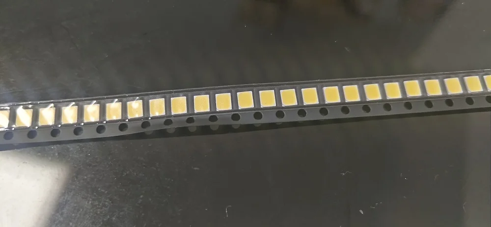 High CRI RA 97–99 SMD2835 LED-Emissionsdioden, Vollspektrum, 410–420 nm, Tageslichtweiß, 5600 K, 3,2 V–3,3 V, 150 mA, 0,5 W, 42–48 lm, LED-Chip – Detail 10