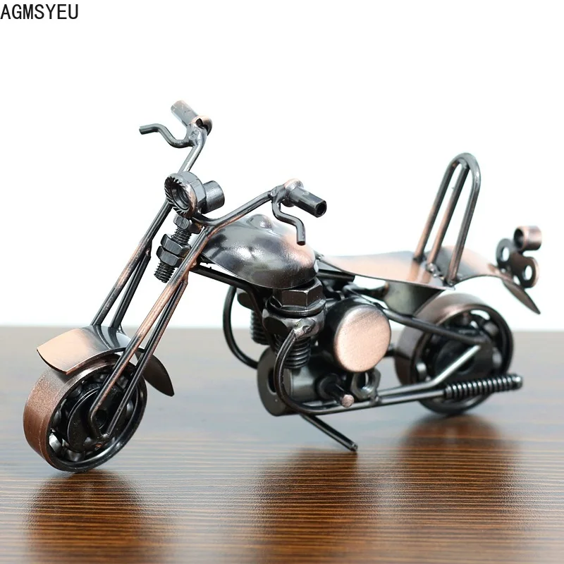 AGMSYEU Creative Retro Motorcycle Model Scenic Souvenir Student Gift Office Living Room Desktop Home Decoration