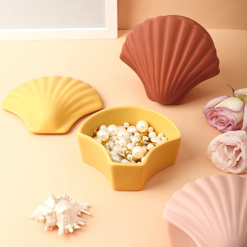 

Creative Ceramic Shell Jewelry Box Matte Blue Shell Box for Bead Ornaments Lady Dressing Table Cosmetic Organizer Trinket Box