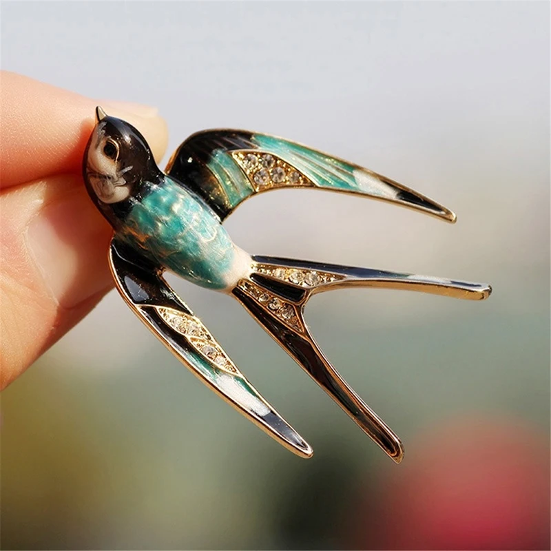 Trendy Jewelry Enamel Swallow Bird Shape Brooch Bouquet For Men Fashion women\'s Kids Gifts Gold Color Hijab Pins Bags Jewelry