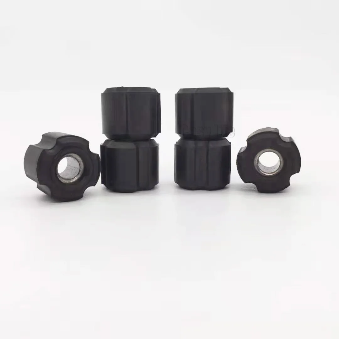 Brush Cutter Shaft Parts Bushing Oil Bearing for Trimmer Cutter 26mm / 28mm Tube Aluminum Tube Inside Bush Replacement