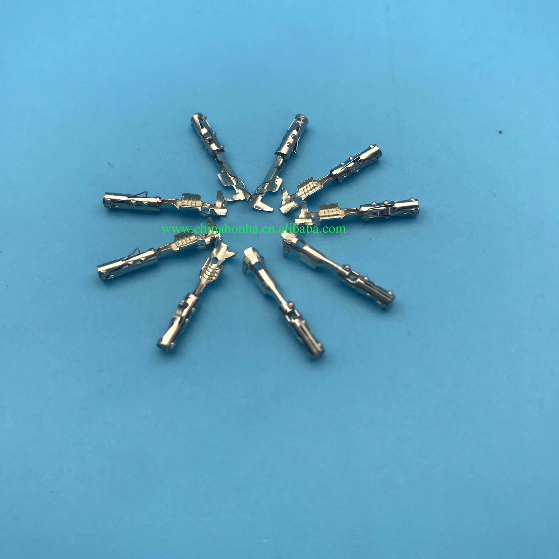 For automotive wiring harness repair and replacement Small Terminal, pin 643221029 0643221029 18-22 AWG wire