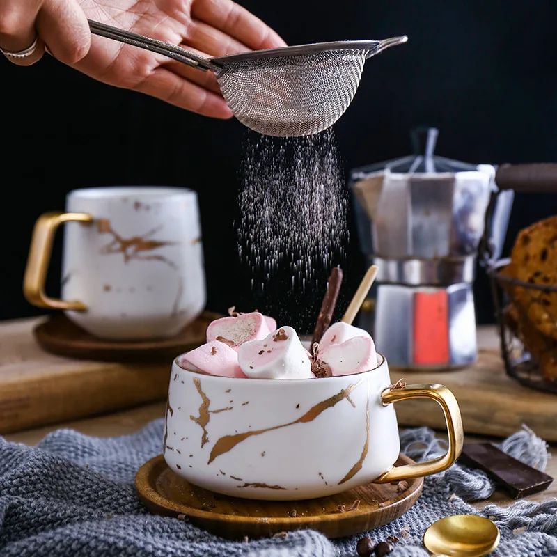 Marble matte gold coffee cup Japanese black and white gold ceramic teacups mug with wooden cups and saucers.  Phnom Penh Cup