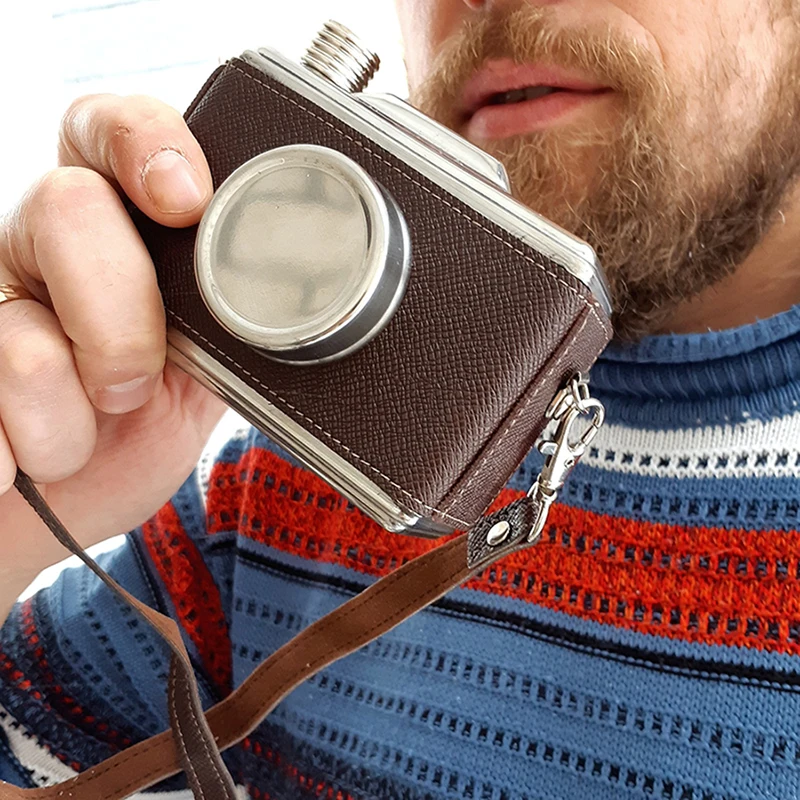DEOUN 11OZ Creative Stainless Steel Hip Flask New Portable Whiskey Rum Camera Hip Flask Carry Flask For Alcohol With Funnel Gift