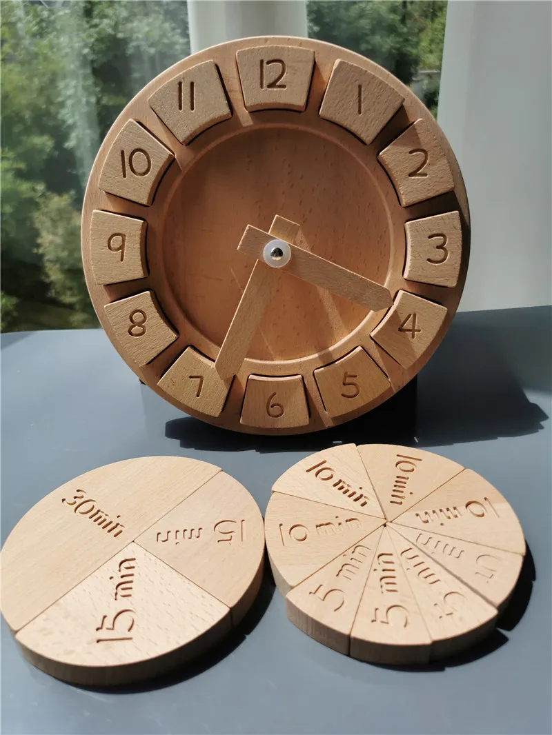 Bambini giocattolo Montessori calendario magnetico in legno orologio in legno Math Weath Station regalo educativo per l'apprendimento precoce