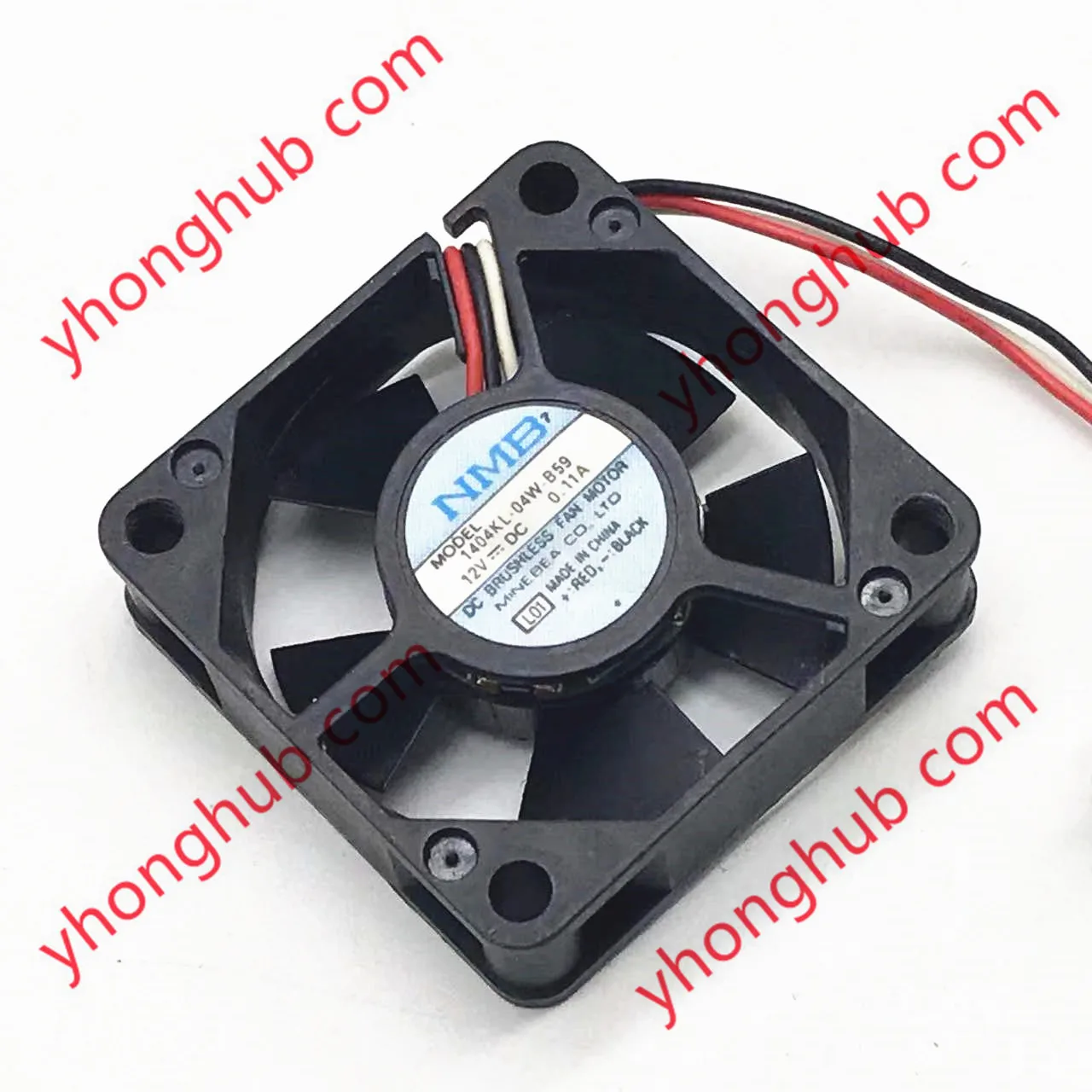 

NMB-MAT 1404KL-04W-B59 L01 Server Cooling Fan DC 12V 0.11A 35x35x10mm 3-Wire