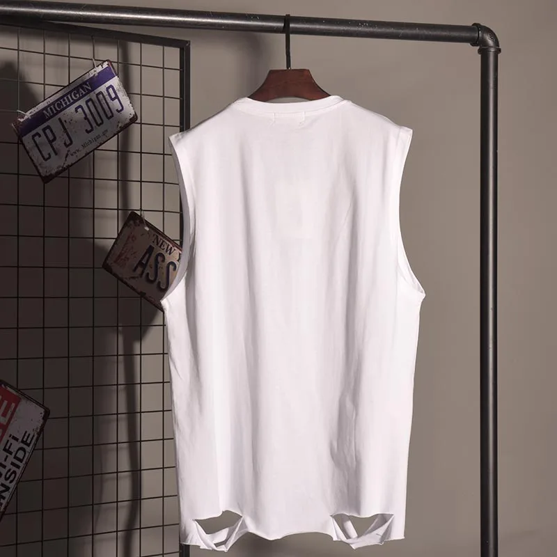 Summer High Street Loose Fit Tank Tops Men Hole Ripped Solid Color Chains Vest Round Neck Casual Pullover Sleeveless T Shirt