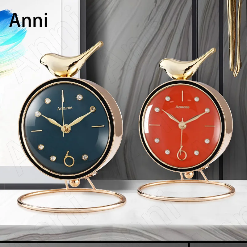 

European Gilded Bird Decorative Table Clock Modern Luxury Animal Decor Desk Clocks Bedroom Home Living Room Desktop Ornaments