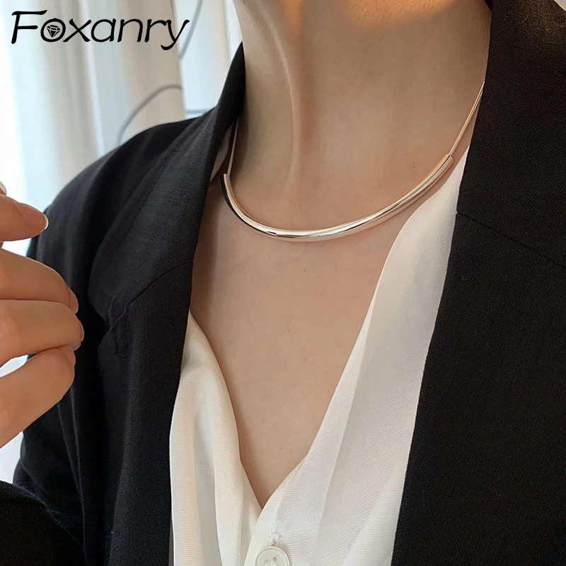 FOXANRY Minimalist Stamp Necklace for Women Spring New Trendy Elegant Birthday Party Jewelry Gifts Dropshipping