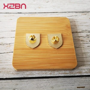 دبابيس طية صدر السترة الماسونية شارة ماسون فارس الهيكل أحمر أبيض أسود درع الصليبي بروش مأدبة رائعة أعلى 12 مبيعات ماسونية متقاطعة - رقم 10