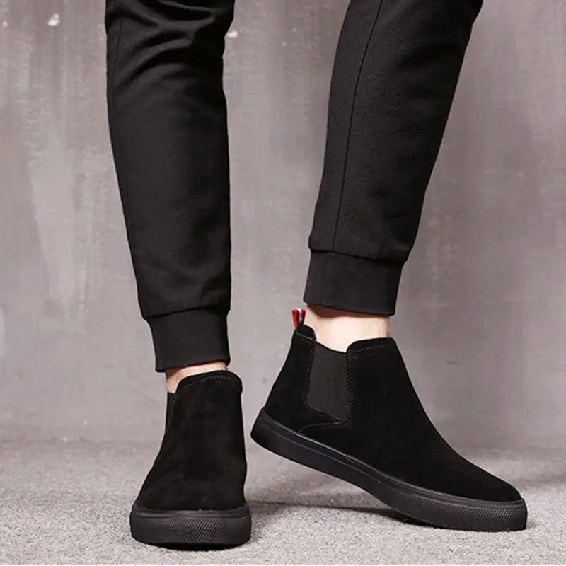 Autumn Men Shoes Suede Leather Casual Shoes Men Sneakers Slip on Men Loafers High Quality Flats Shoes For Male Black Boots