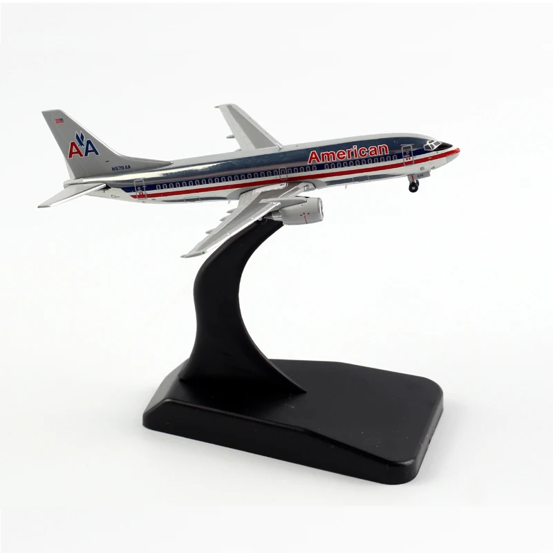 1:400 Scale American Airways B737-300 Airlines Model with Base Alloy Aircraft For Collectible Souvenir Show Gift Toys