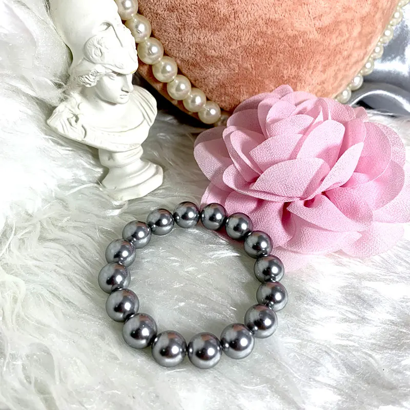 SHENSS Quality Imitation Pearl Bracelet Elastic Women\'s Bracelets of Various Sizes Light Gray Color