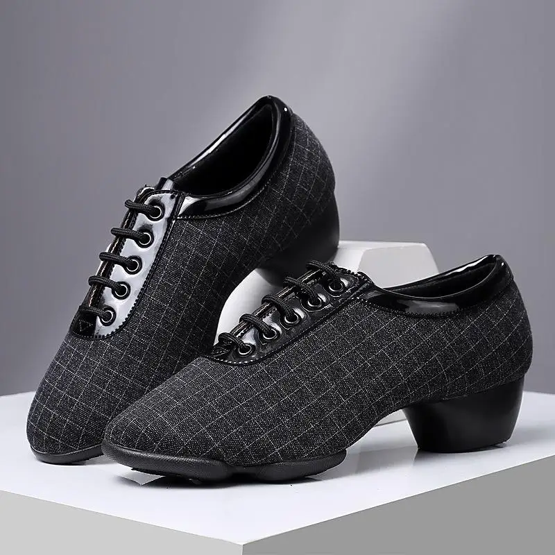 Leather Sole Latin Dance Shoes Oxford Soft Sneakers Square Dancing Women Shoes Ventilation Canvas Shoes Leather Sole Sneakers