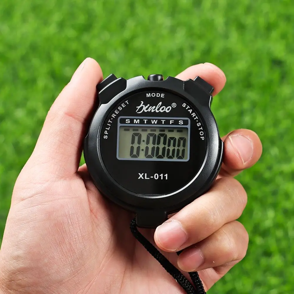 مقاوم للماء اللفة سبليت الجري اللياقة البدنية الرياضة ساعة توقيت الموقت ساعة توقيت مؤقت إلكتروني شاشة ديجيتال الذاكرة ساعة توقيت