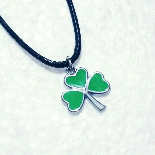 St. Patricks Day Irish Festival Drop Glaze Green Shamrock Charm Pendant Punk Designe Drape Earrings Fashion Women  Jewelry