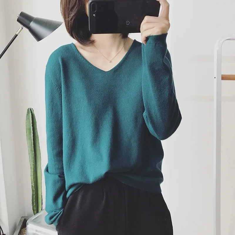 2020 Knitted Sweater Casual Winter Sweater Women Loose Pullover Autumn V Neck Knit Sweters Female Invierno Solid Color Tops