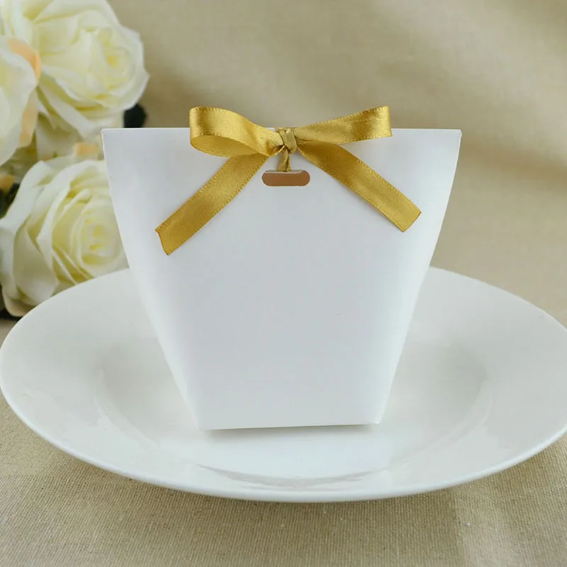 Bolsa de papel Kraft en blanco para decoración de fiestas de cumpleaños, piezas de dulces con cinta, color blanco y negro, 25/50 caja de recuerdos de regalo para boda