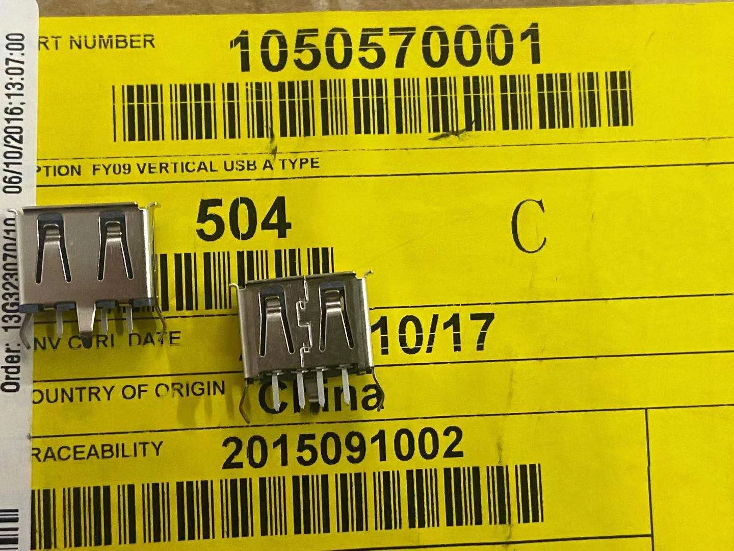 5PCS 105057-0001 Original  USB-A4 female seat 2.0 USB through hole vertical vertical 4Pin  1050570001