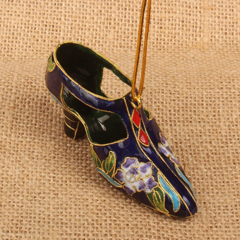 

Handcrafted Colorful Enamel Filigree Shoe Charms for Keychain Car Key Bag Christmas Tree Hanging Pendant Cloisonne Decorations