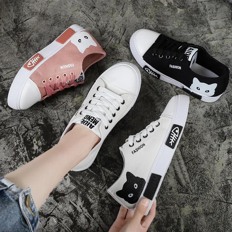 Large Canvas Shoes, Small White Shoes, Casual Women's Shoes, Kitten Student Shoes, Low Top Flat Bottomed Street Fashion Shoes