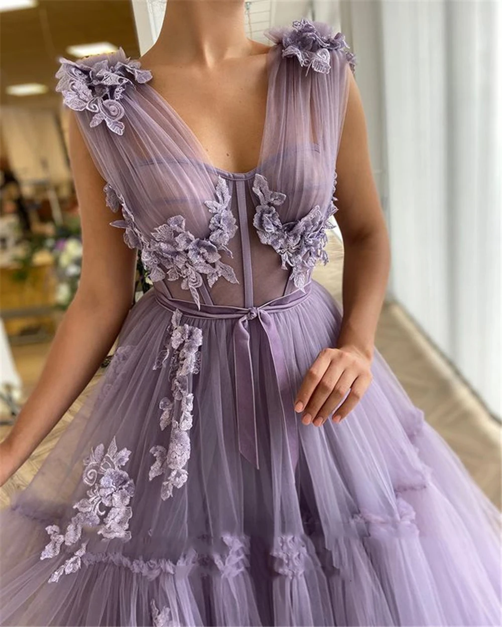 Elegante Prom Jurken Lavendel Tiered Tule Lang Een Lijn Aestido Feminino Festa Ingericht Uitbenen 3D Bloemen Floor Lengte Avond Gow