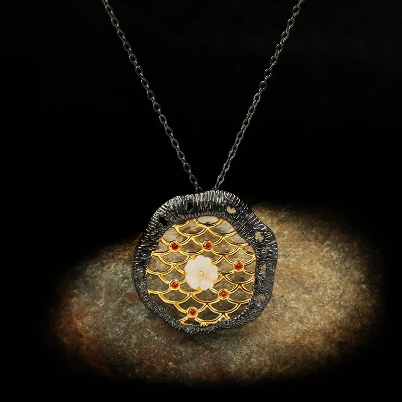 Hot Sale Black Gold Two-Tone Line Gemstone Flower Bud Necklace For Women Wedding Party Engagement Travel Jewelry Gift