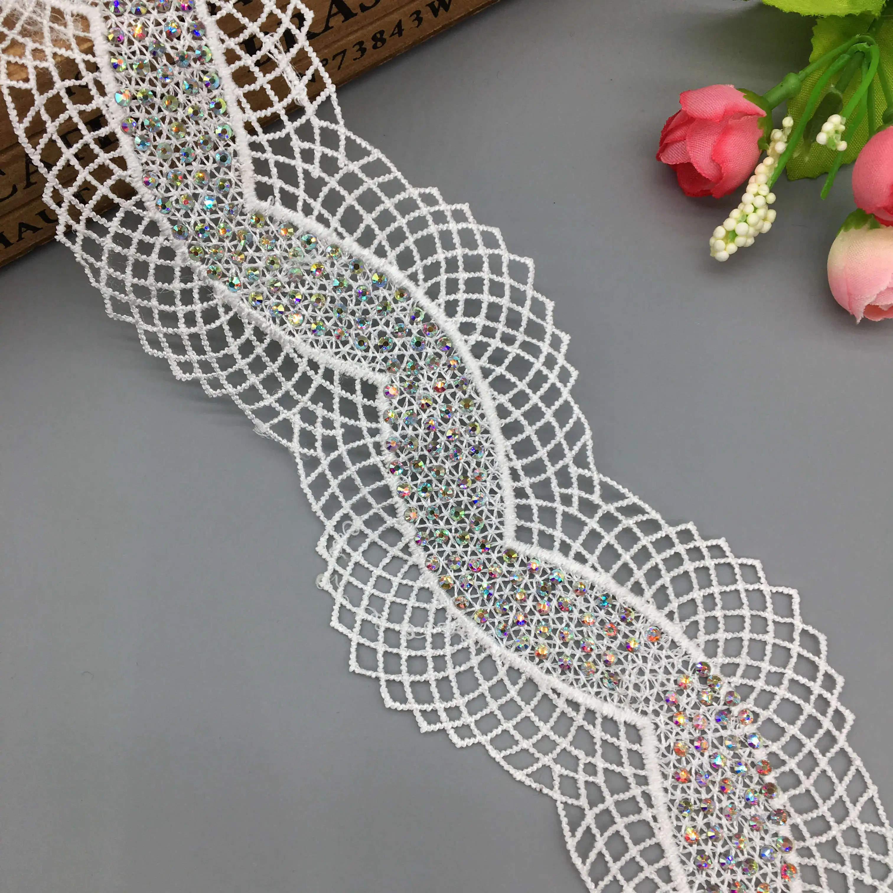 

1 Yard White 6CM Rhinestones 3D Bending Wave Embroidered Mesh Lace Trim Ribbon Fabric Sewing Craft DIY For Costume Wedding Dress