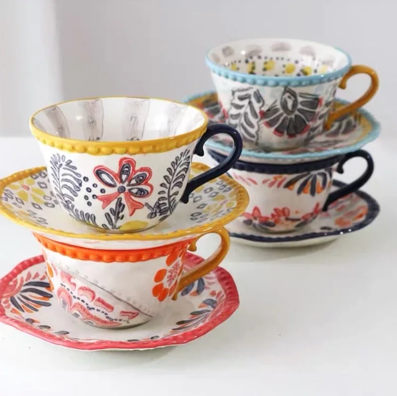 

Coffee Cup Saucer Ceramic Hand-Painted Underglaze Exotic Style Irregular Ball-Shaped Hand-Squeezed Vaso Plegable Silicona