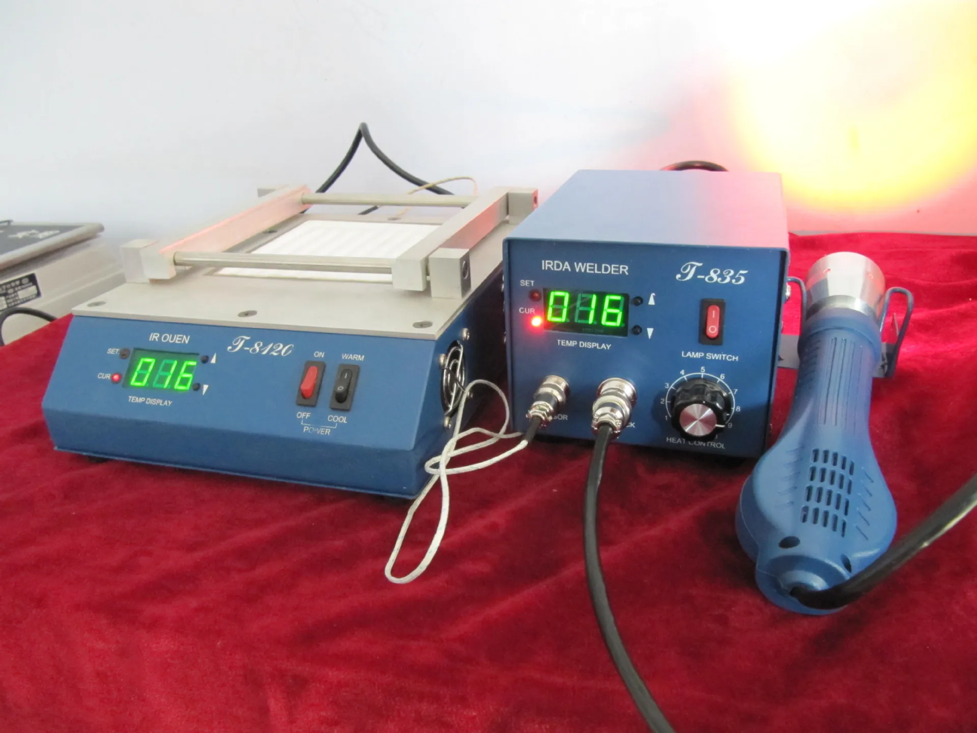 T-835 Bga Rework Station Preheating Furnace T-8120 120*120mm SMD Infrared PID Station Heating Plamform