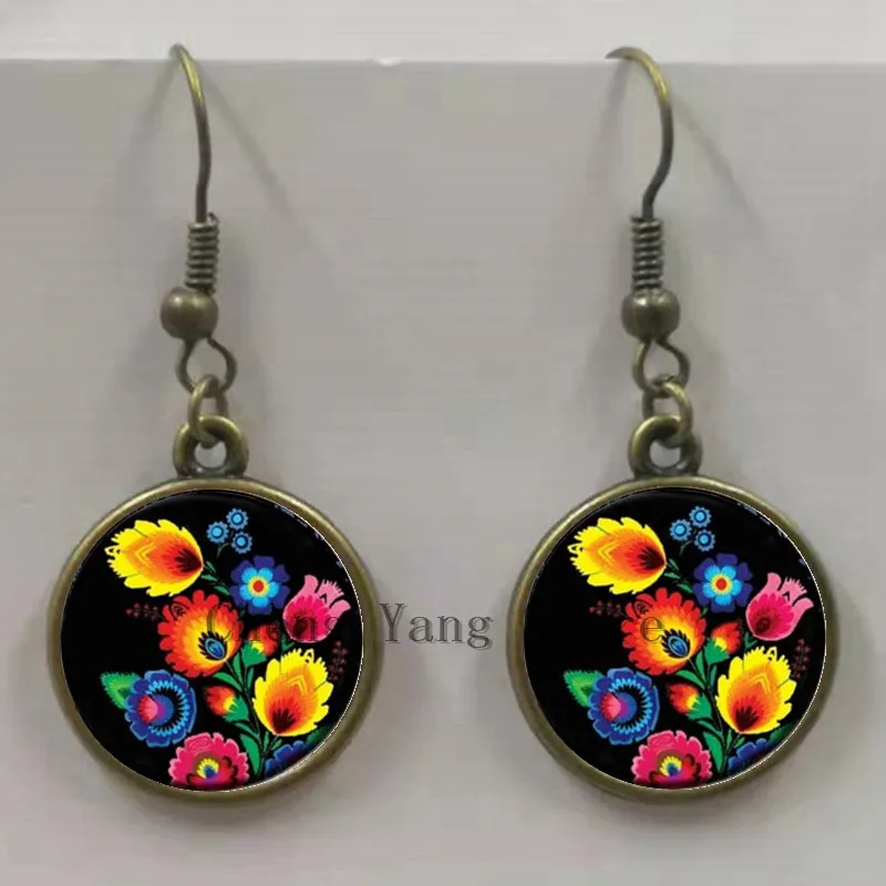 2020 new Polish folk art picture fashion earrings, glass convex round modern paper-cut element earrings