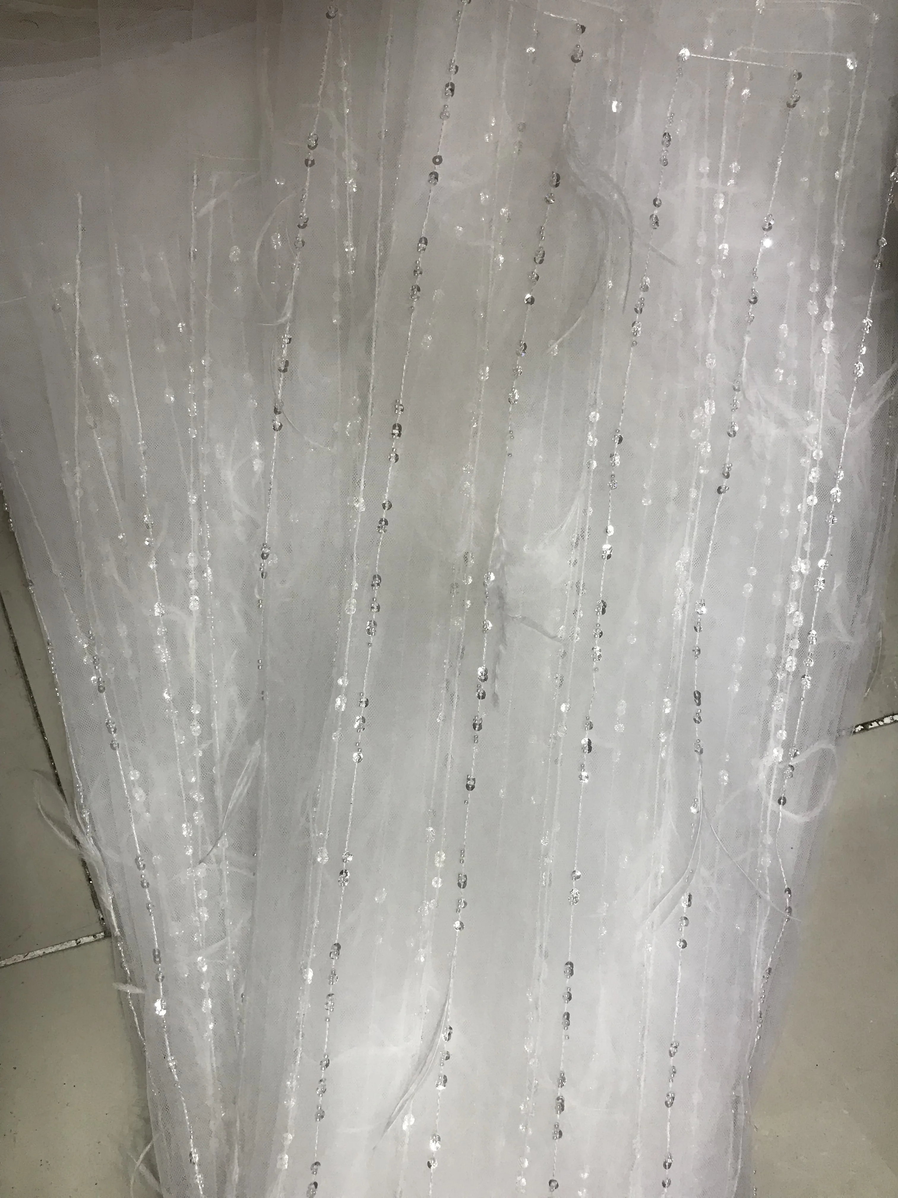 5 Yard 3d white lace fabric with feather lace tassel! 2019 Luxury women dress lace material good quality!