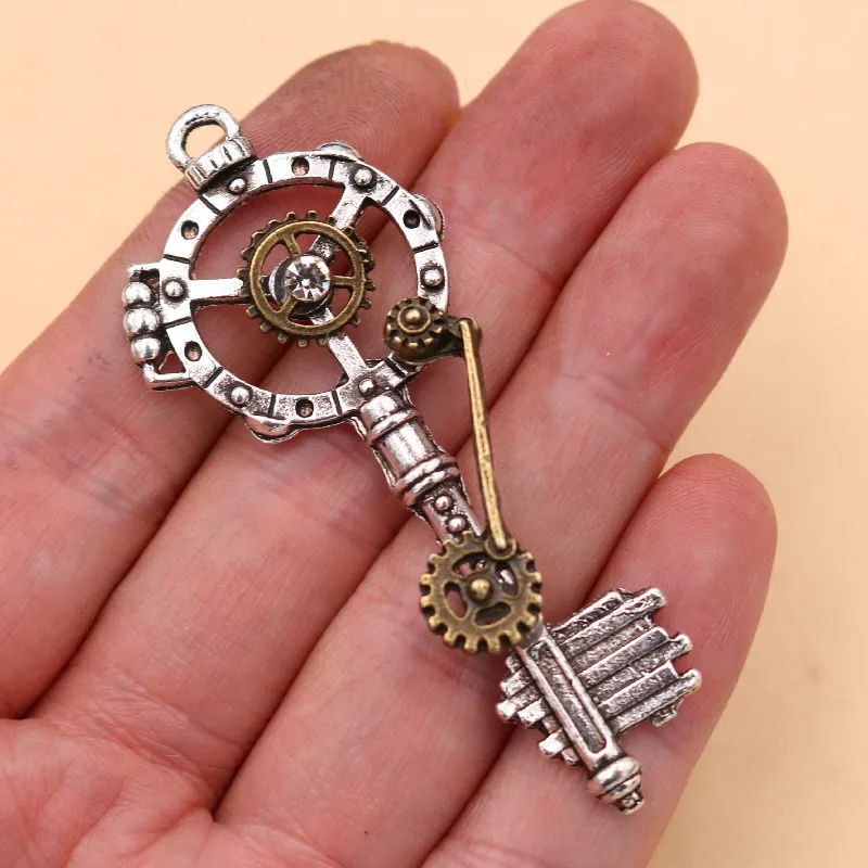 2pcs Retro 3D Key Pendants, 68 * 28mm Key Charms, Steampunk Charms, Handmade Rhinestone Charms, DIY Metal Crafts A2143