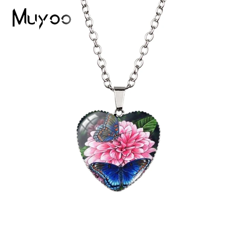 2021 New Vintage Butterflies with Flowers Oil Painting Handcraft Jewelry Glass Cabochon Heart Pendants Necklace HZ3