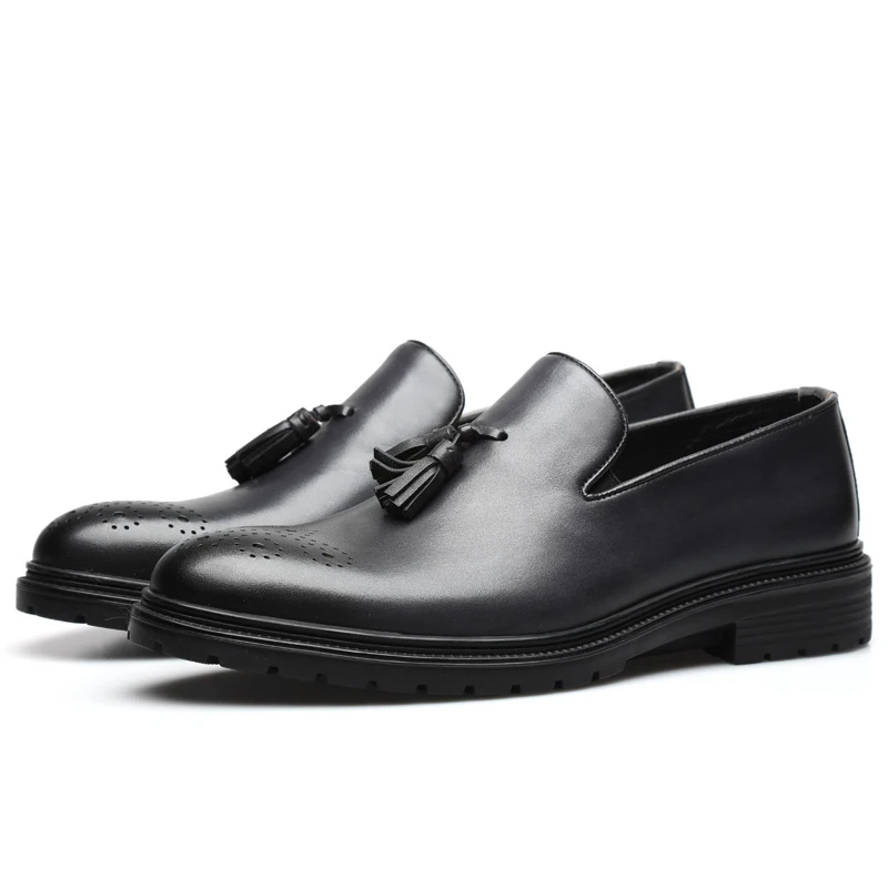 

Fashion Black / Deep Brown Wedding Shoes Genuine Leather Prom Dress Shoes Mens Party Shoes With Tassel
