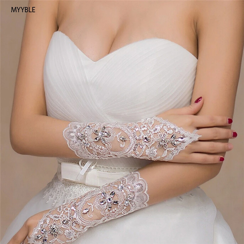 MYYBLE 2020 1 Par Brasil Marfil Mujer Guantes Sin Dedos Novia Elegante Párrafo Corto Diamante De Imitación Brasil Encaje Guantes