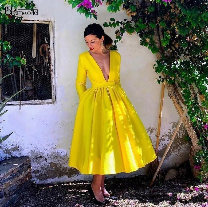 

Simple Yellow Tea-Length Evening Dresses Short A-Line Satin V-Neck Prom Gowns 2024 with Pockets Long Sleeve Formal Party Dress