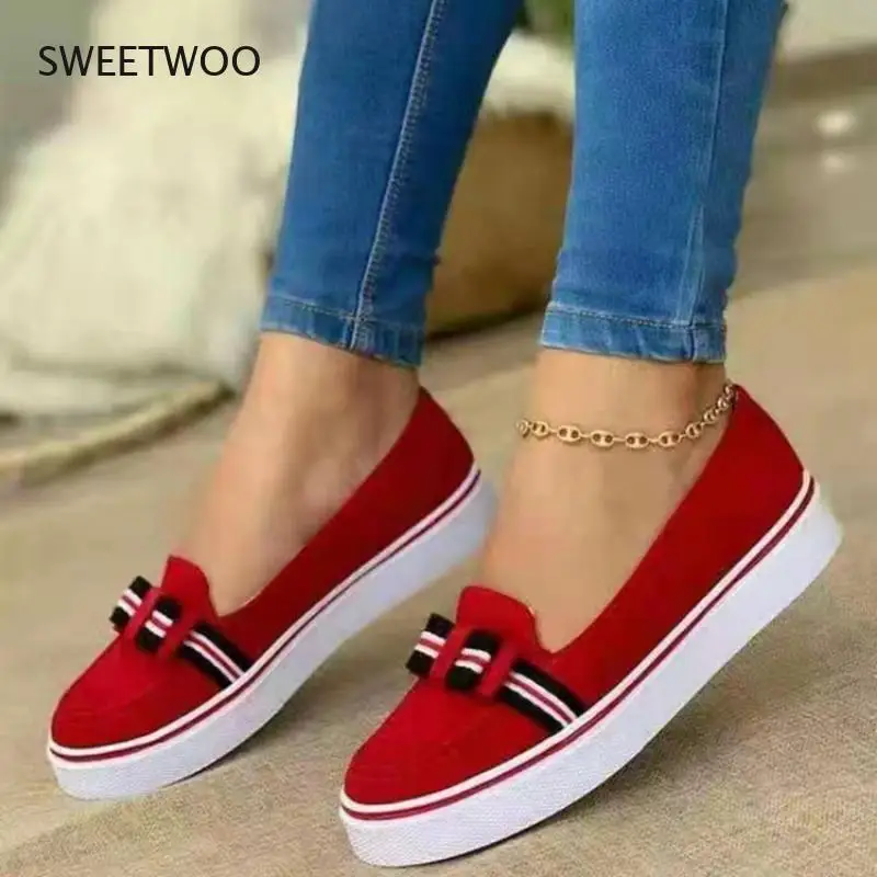 Women Fashion Platform Shoes Casual Sneakers Ladies Canvas Breathable Slip On Vulcanized Shoes Platform Female Flat Shoes Hot