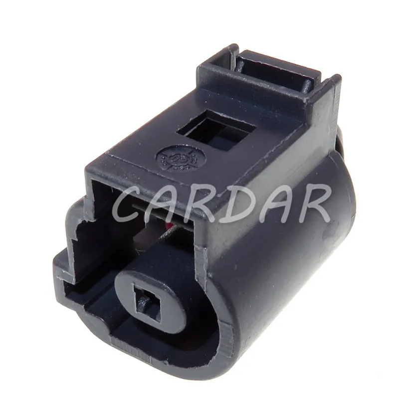 

1 Set 1 Pin 1J0973701A 42123100 Automotive Engine Oil Sensor Socket Connector AC Assembly 1J0 973 701A For VW Magotan Sagitar