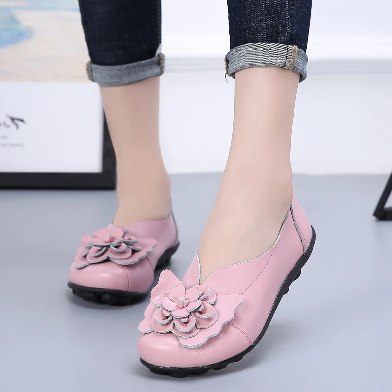 Summer Soft Genuine Leather Flat Slip On Loafers Women Ladies Shoes with Flowers for Nurse Mother Working Walking Driving