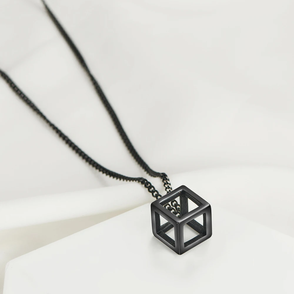 Punk Hollow Cube Pendient Necklaces for Men Women Unisex Stainless Steel Square Charm Jewelry Necklace Geometric Collier Fashion